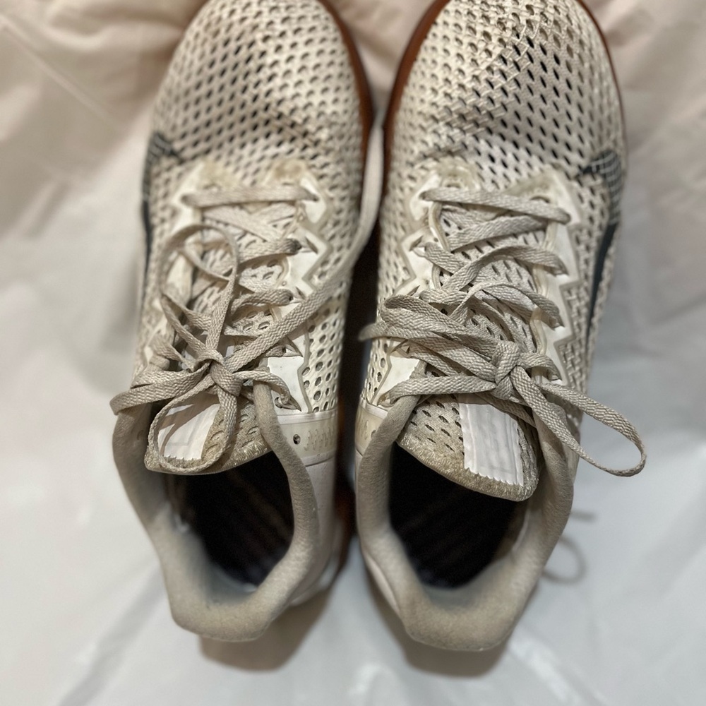Nike White and Black Sneakers